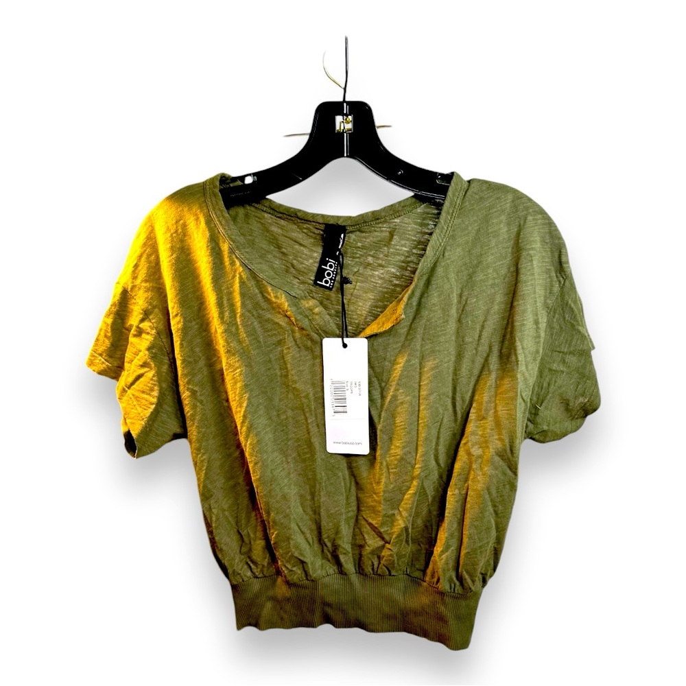 Green Crop Top with Short Sleeves and Relaxed Fit